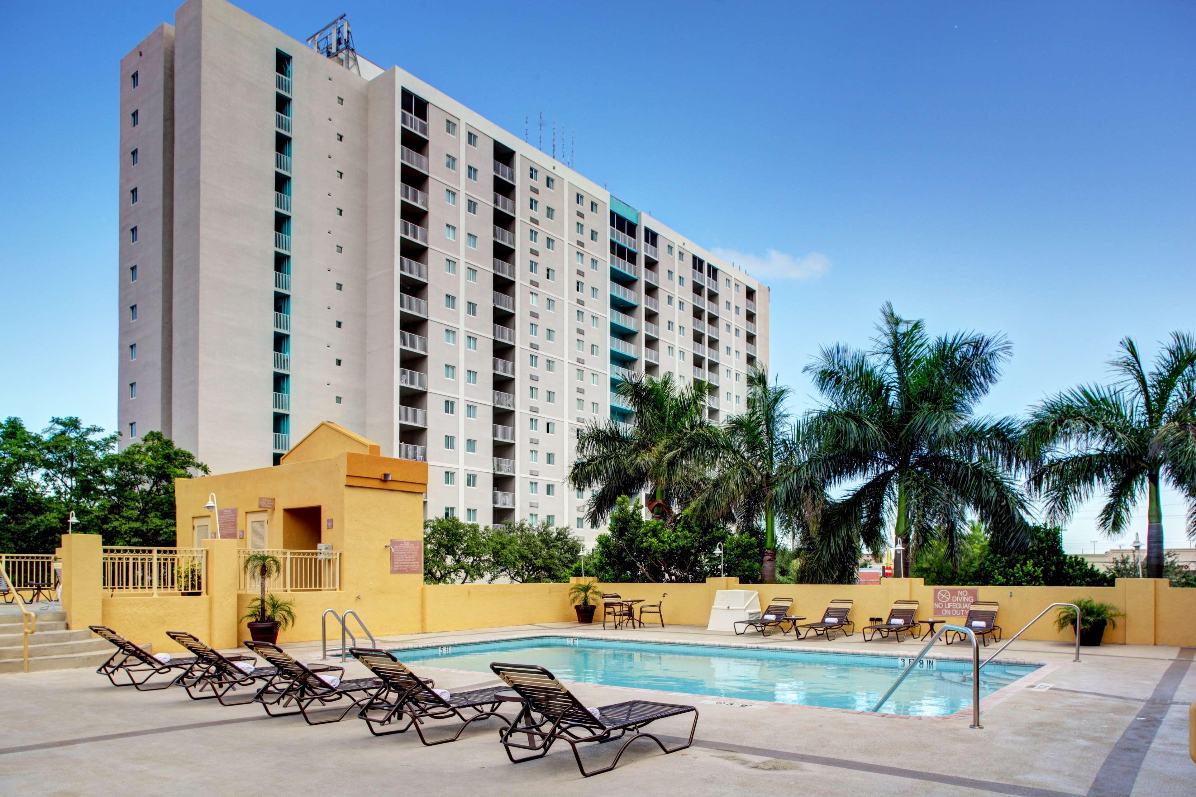 Hampton Inn & Suites Miami Airport South/Blue Lagoon Exterior foto